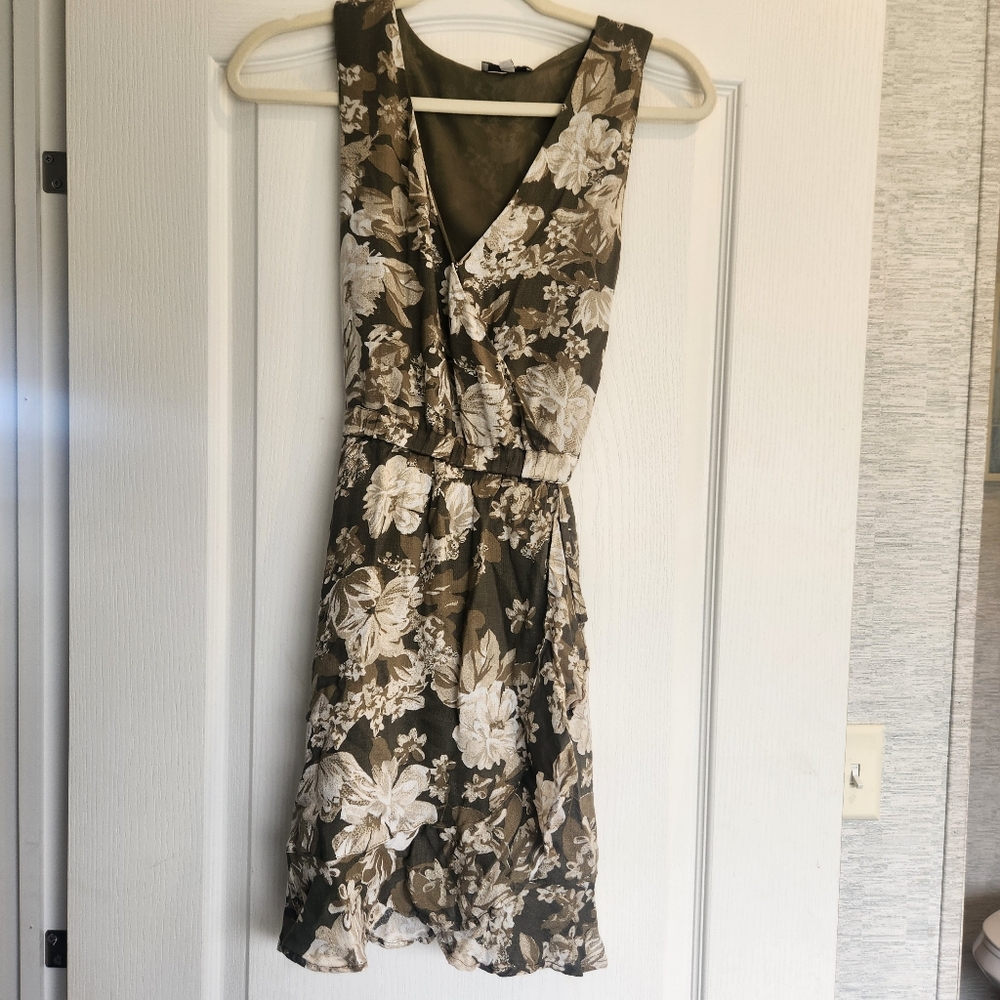 Floral Sleeveless Dress